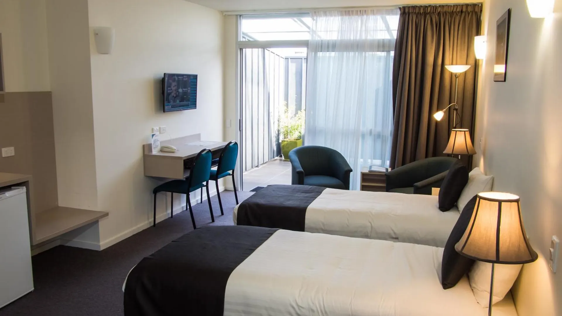 Shoreline Hotel Hobart 3*,