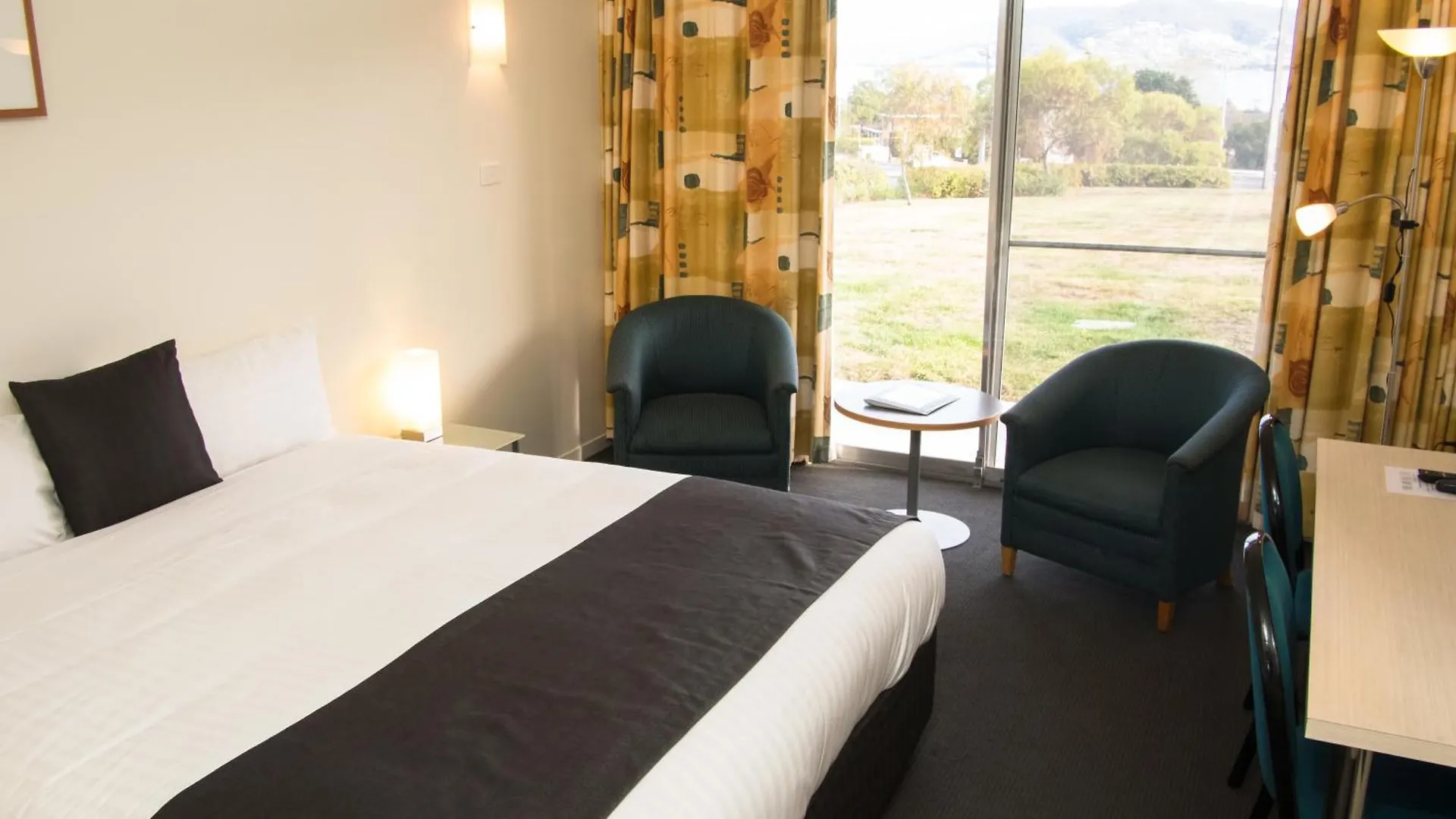 Shoreline Hotel Hobart